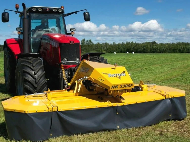 Frontslåttermaskiner